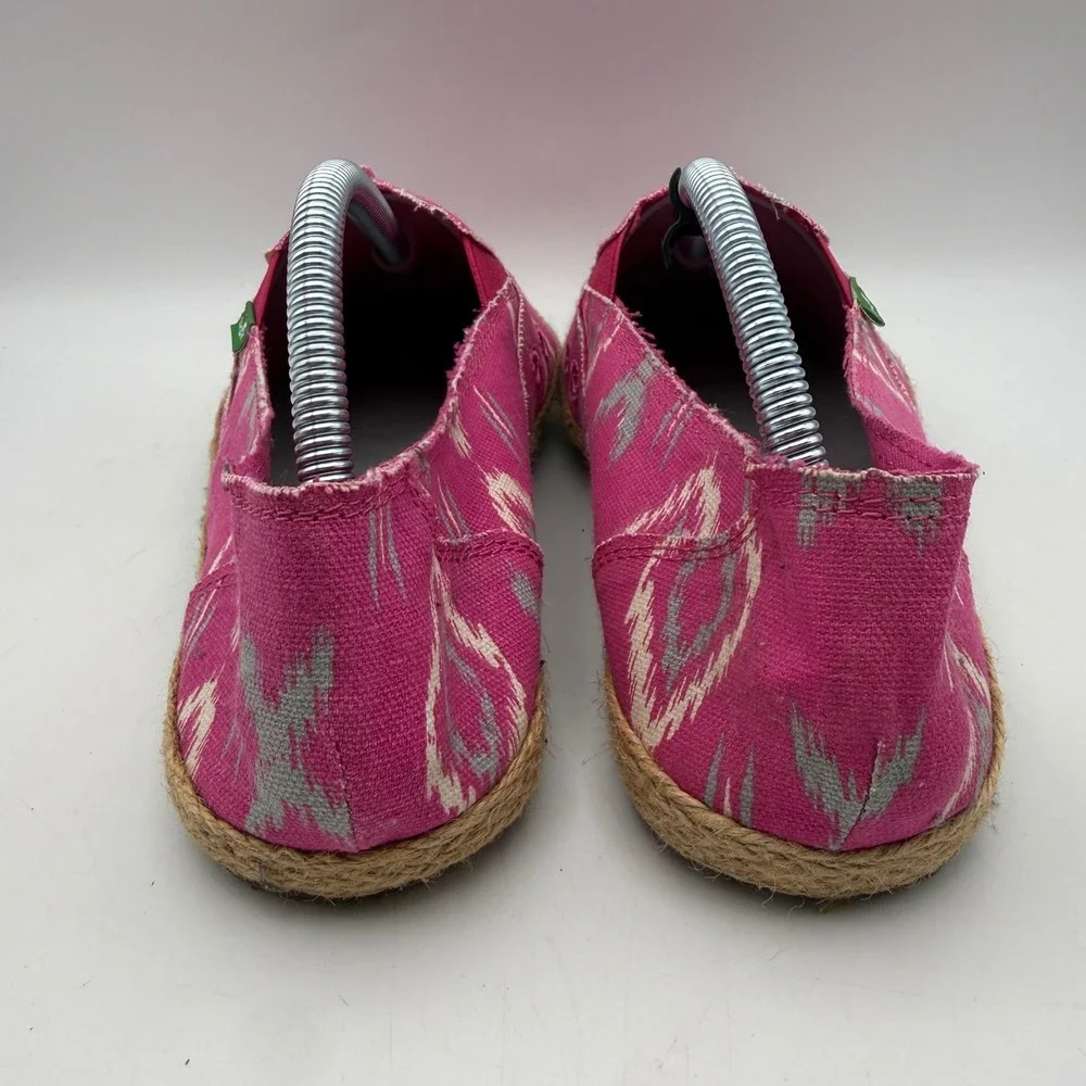 Sanuk Slip On Shoes Womens 10 Pink Ikat Geometric Sidewalk Surfer Espadrille